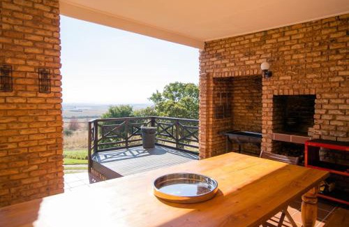 Lydenburg House | Discover Spitskop Plaashuis: Guest Rated 10/10 Family Retreat