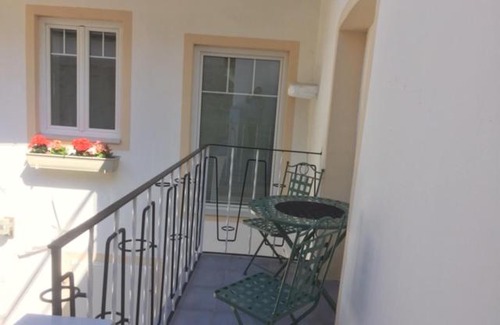 Spitz House | Family-Friendly Escape at Spitz West - Rated 9.2/10