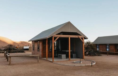 Usakos Apartment | Explore Spitzkoppe Cabin Camp: Family-Friendly Retreat