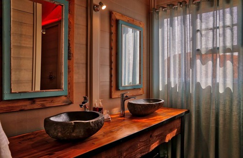 Usakos Cabin | Experience Spitzkoppen Lodge: Highly Rated with Pool & Dining