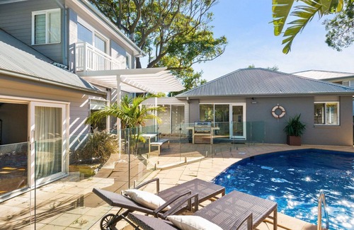 Whale Beach House | Experience SPLASH by Palm Beach with Oceanfront Views