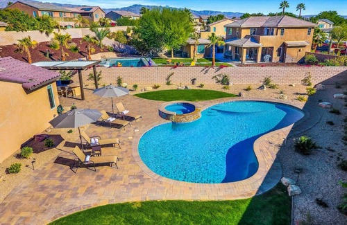 Terra Lago House | Family-Friendly SPLASH-TASTIC FUN HOUSE with Pool & Lake View