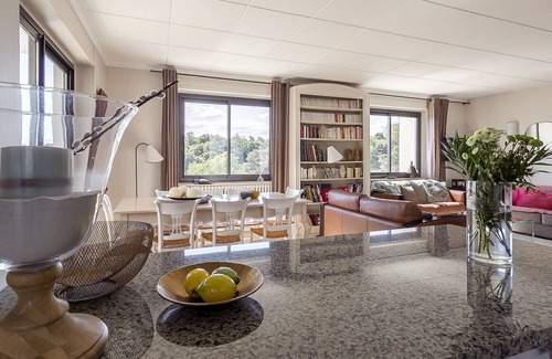 Saint-Didier-au-Mont-d'Or House | Splendid Villa center Saint Didier au Mont D'or