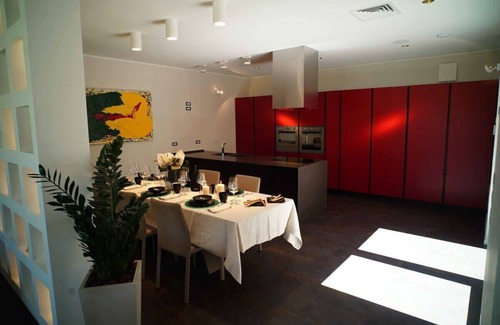 Assisi Villa | Beautiful Villa Overlooking Medieval Fortress with Pool