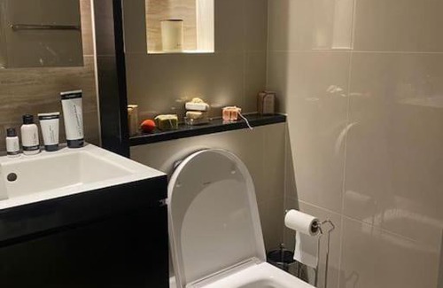 Paddington Apartment | Elegant 1 Bedroom Flat with Pool in Central London