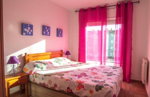 Els Griells Apartment | Discover Splendid 16: Family-Friendly Oceanfront Oasis