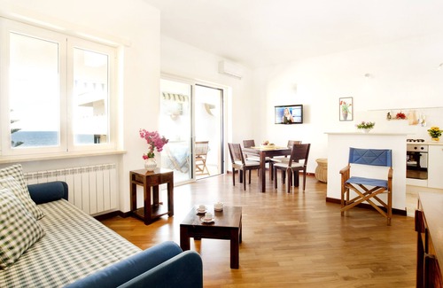 Gallipoli Apartment | Oceanview Apartment in Gallipoli for Up to 4 Guests
