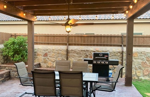 Biggs Field House | Splendid Casa Española - Excellent Area!
