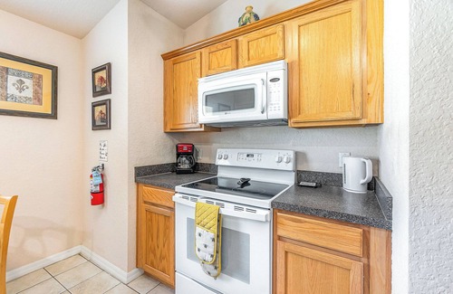 Silver Creek House | Inviting Home with Private Pool & Breakfast - Rated 9/10