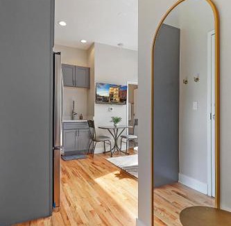 Lake View East Apartment | Family-Friendly Apartments in Chicago with Great Reviews