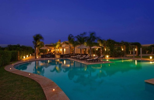 Issen Villa | Tranquil Villa with Private Pool and Oceanfront Views