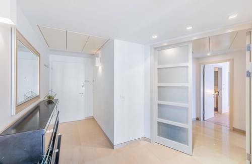 Jerusalem City Centre Apartment | Top-Rated Mamilla Oasis with Parking & Family-Friendly Perks
