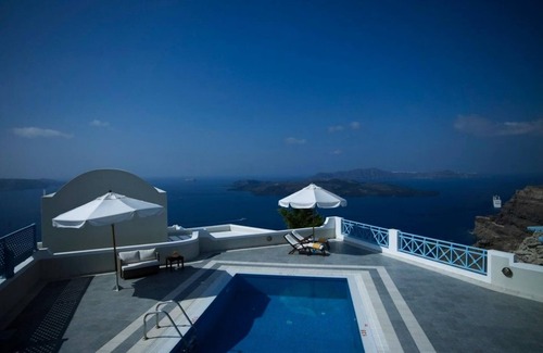 Santorini Villa | Splendid Santorini Villa | Villa Solara | 2 Bedrooms | Private Pool |.