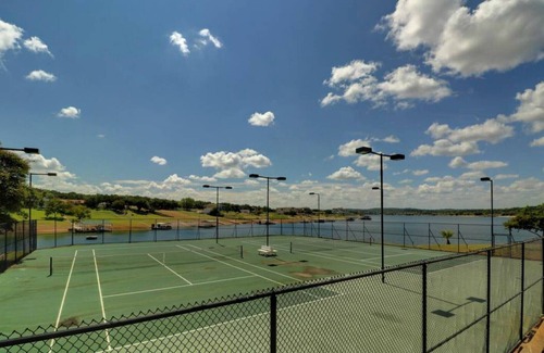 Highland Lake Estates Condo | Beautifully Furnished Condo with Lake View on Travis Island