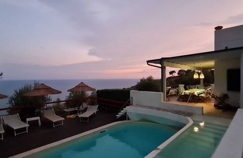 Sperlonga Villa | Elegant Villa in Sperlonga with Private Pool & Ocean Views