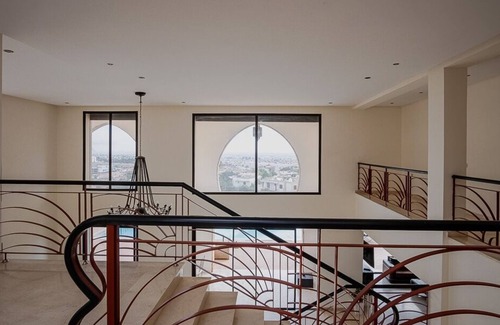 Hay El Farah House | Elegant Villa with Panoramic Views and Pool Access