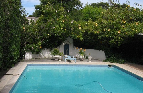 Rondebosch Cottage | Top-Rated Rondebosch Self-Catering Cottage for Your Stay