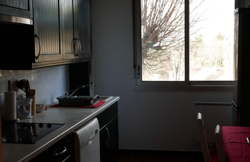 Cuire Apartment | Family-Friendly Apartment with Garden Near City Center