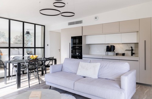 Ventabrun Apartment | Experience the Blue Pearl: Panoramic Sea View Apartment