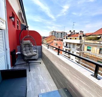 Stadera Apartment | Stylish Apartment with Terrace - Rated 8.8/10 & Family-Friendly