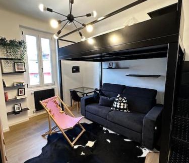 Stadera Apartment | Stylish Apartment with Terrace - Rated 8.8/10 & Family-Friendly