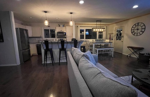 Lake Harmony House | Discover Split Rock Beauty with Lake and Ocean Views