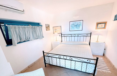 Strettura Apartment | Relaxing Getaway: Spoleto Splash with Pool & Kitchen Access