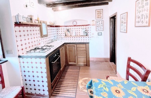 Strettura House | Cozy Spoleto Splash Casa Vicolo: Pool & Family Amenities