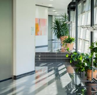 Universitat Hotel | Discover Sportcampus Saar: Family-Friendly with Pool Access