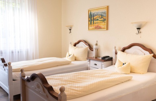 Wenden Hotel | Escape to Sporthotel Landhaus Wacker: Pool & Spa Bliss