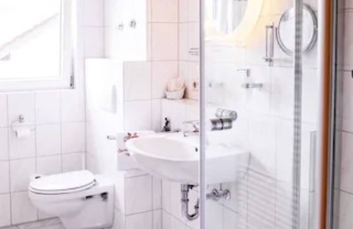 Meersburg Hotel | Discover Sporthotel Schönblick: Pool, Spa & Family-Friendly