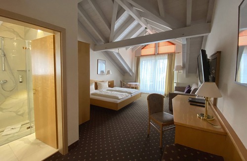 Meersburg Hotel | Discover Sporthotel Schönblick: Pool, Spa & Family-Friendly