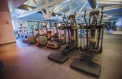 Lalande-Grand Selve Hotel | Enjoy Relaxation at Sporting House Hôtel with Pool & Spa