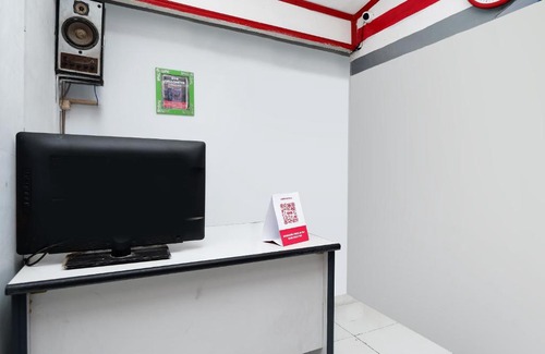 Purbalingga Hotel | Budget-Friendly Homestay Flamboyan: Child Friendly Retreat