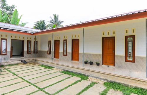 Senduro Hotel | Budget-Friendly Omah Nusantara Homestay for Families