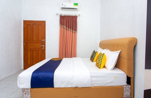 Cilacap Hotel | Budget-Friendly Stay at Azka Guest House with Breakfast