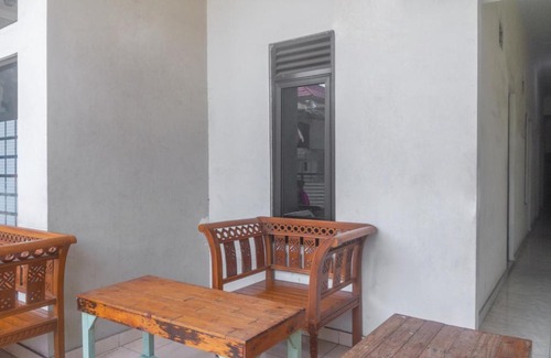 Tanjung Priok Hotel | Discover Penginapan Banyu Biru Syariah with Breakfast