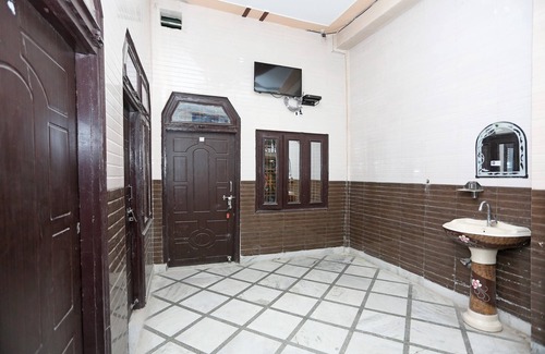 Roorkee Hotel | Budget-Friendly Hotel Doon Sabri with Breakfast Included