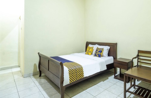 South Tambun Hotel | Glorious Stay at Spot ON 3978 Hotel Danau Indah - Kids Welcome!