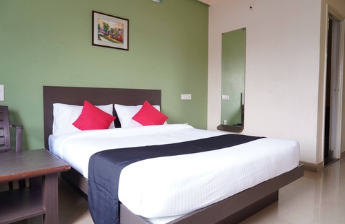 Kyathsandra Hotel | Budget-Friendly Stay at SPOT ON 41441 Chinthu Comforts