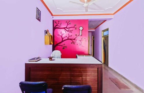 Gwalior Hotel | Budget-Friendly Samyak Guest House - Rated 9/10 & Breakfast Included