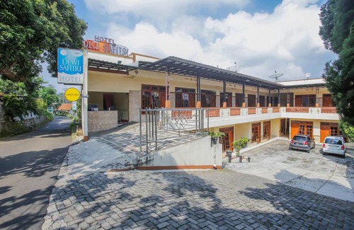 Ambarawa Hotel | Budget-Friendly Spot On 90092 Dewi Safitri Hotel