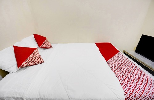 Lubuk Baja Hotel | Budget-Friendly Stay at SPOT ON 91422 Ringin Pitu 2 Syariah