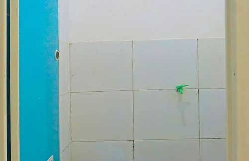 Sukabumi Hotel | Budget-Friendly Stay at SPOT ON 92154 Nusasari Guest House