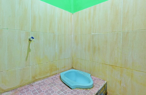 Pleret Hotel | Budget-Friendly Stay at SPOT ON 92220 Sari Laut