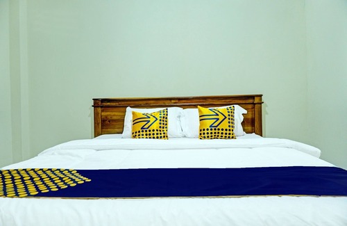Karya Penggawa Hotel | Budget-Friendly Stay at SPOT ON 92392 Penginapan Vinccent22