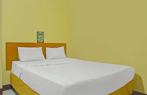 Kalimantan Hotel | Budget-Friendly Stay at SPOT ON 92466 Adam Kost Syariah