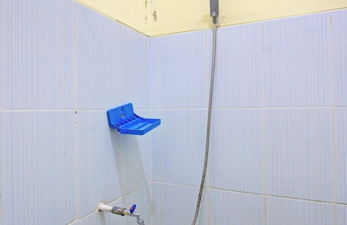 Banaran Hotel | Budget-Friendly Stay at SPOT ON 92535 Guest House Pak Darso