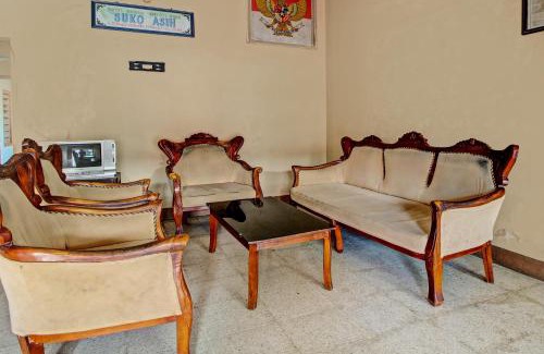Hargomulyo Hotel | Budget-Friendly Hotel Melati Sukoasih with Breakfast Options