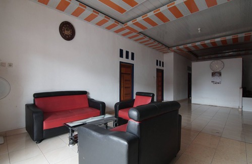 Pekanbaru Hotel | Budget-Friendly Stay at Lona Guest House Syariah